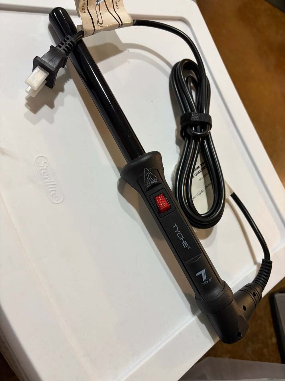 Tyche Professional Curling Iron Wand